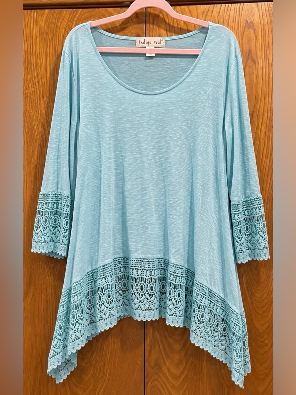 Indigo Soul Aqua Blue Crochet Lace Trim Tunic Top L NWOT